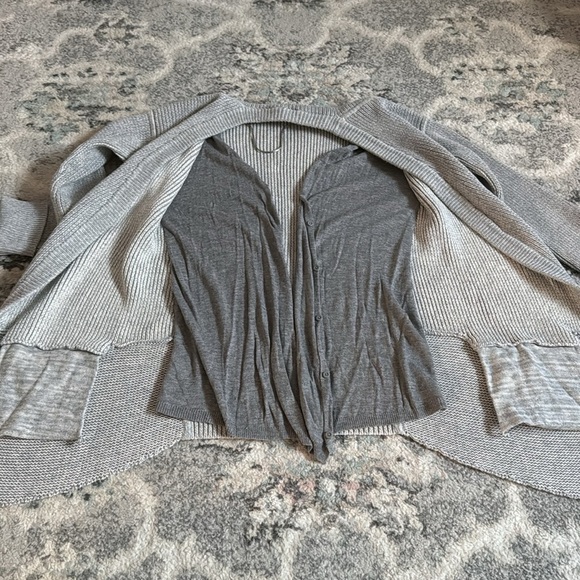 Lululemon Vestigan in Heathered Medium Grey / Heathered Angel Wing - Picture 8 of 13